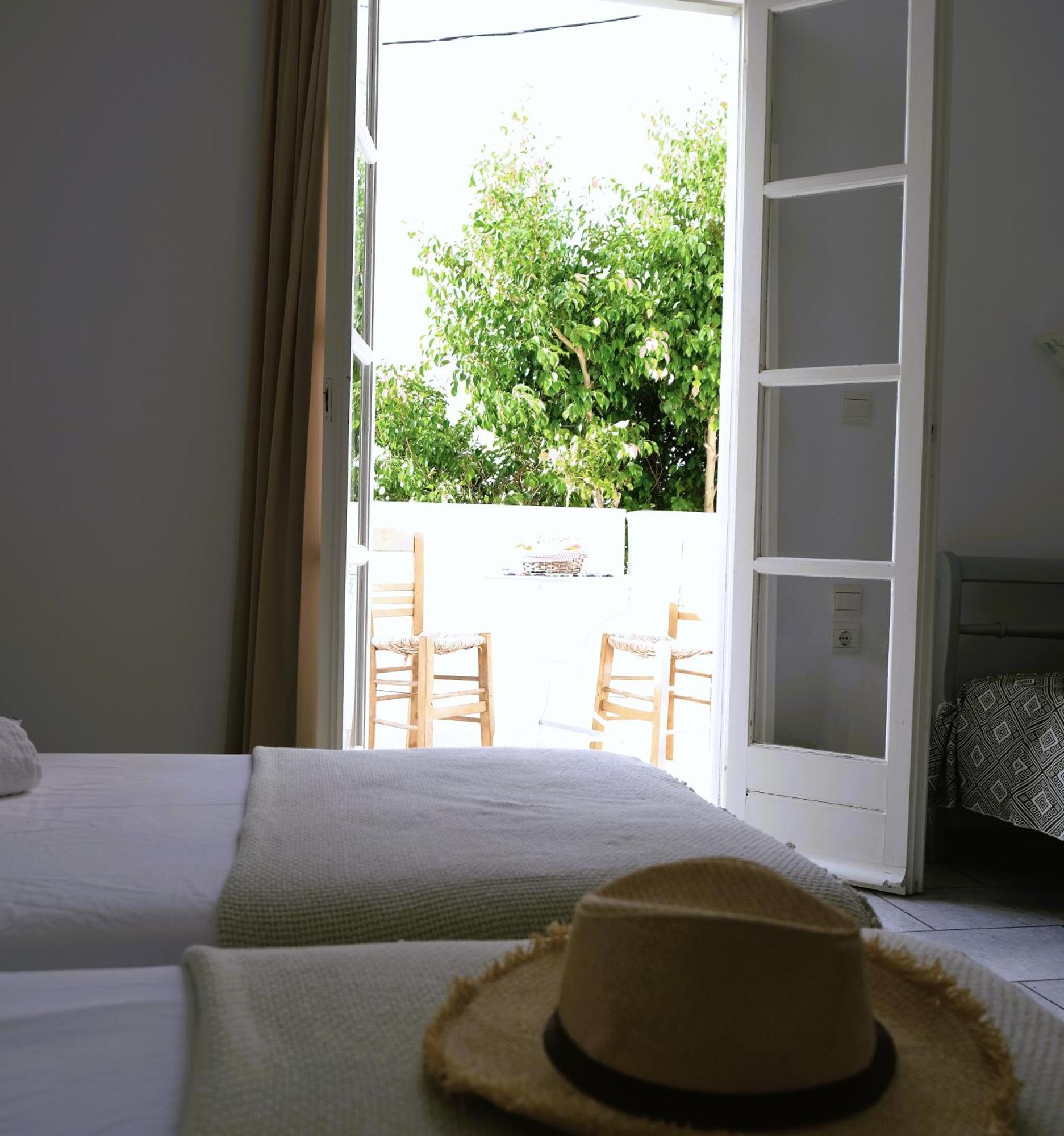 Birbas Hotel Agia Anna  Екстер'єр фото