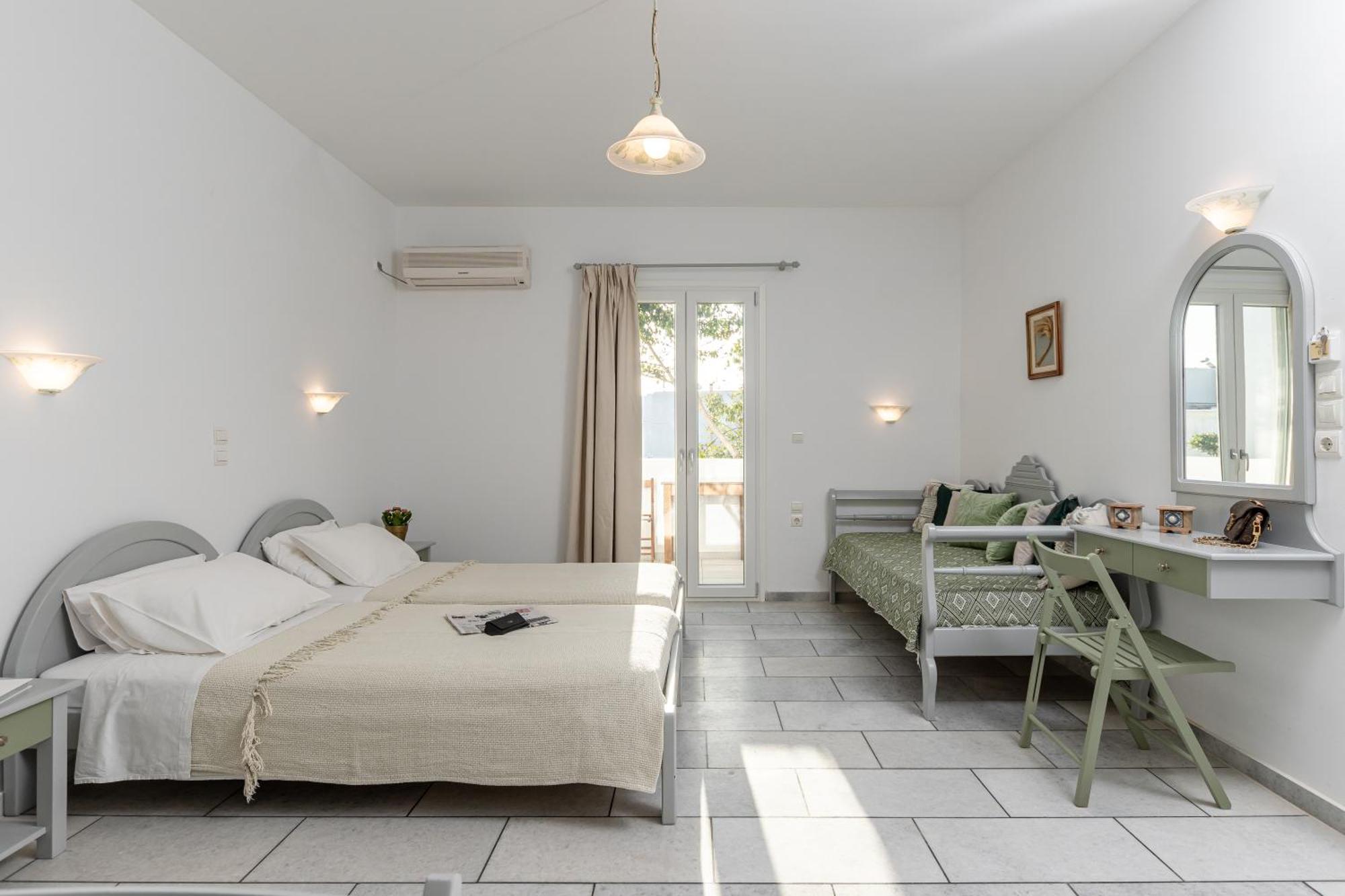 Birbas Hotel Agia Anna  Екстер'єр фото
