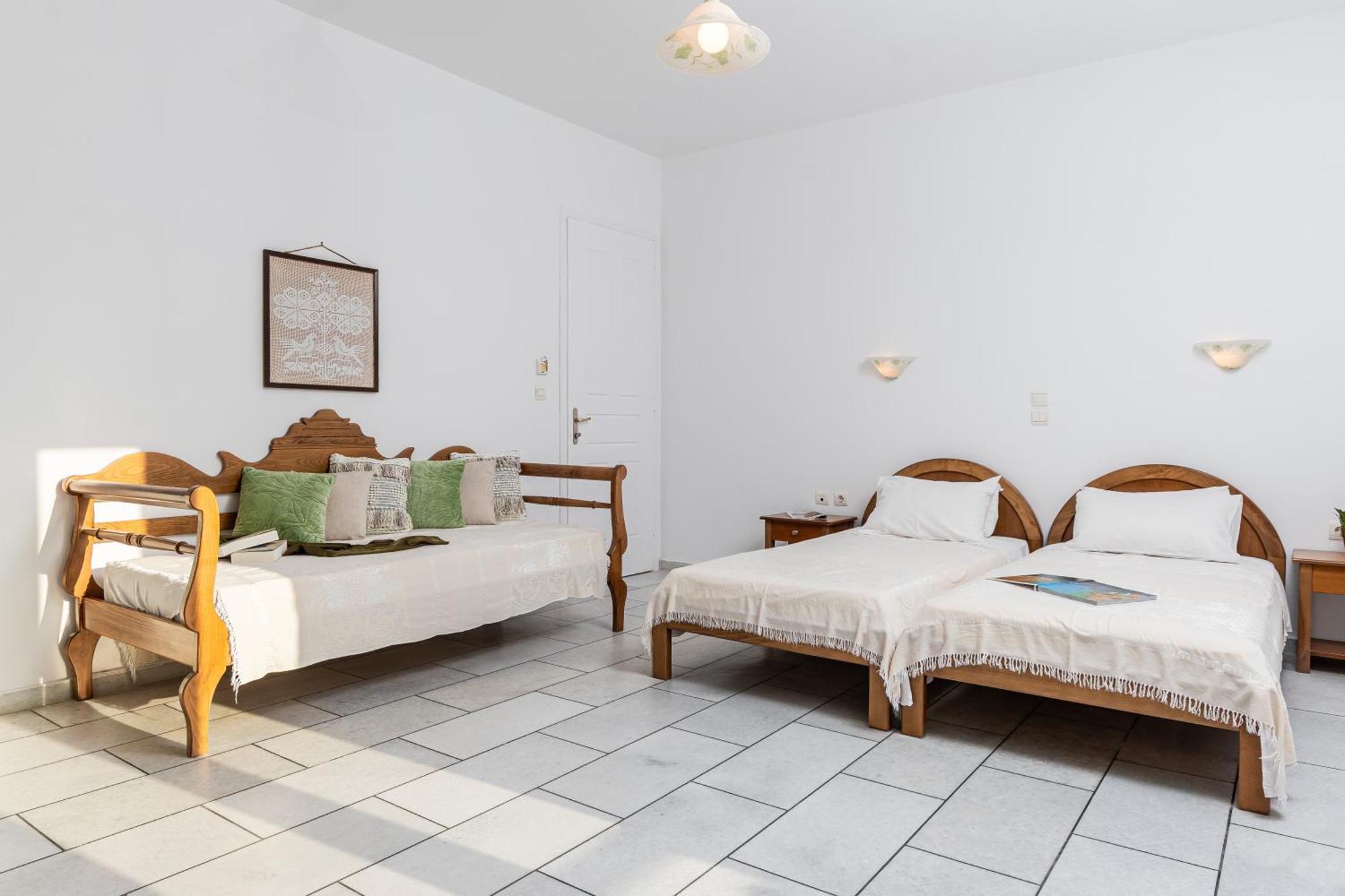 Birbas Hotel Agia Anna  Екстер'єр фото